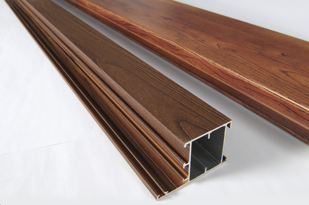Wood-Effect-Aluminium